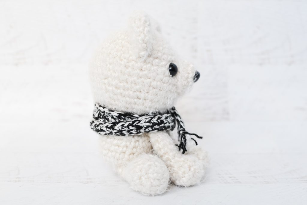 Metal frame purse Handcrafts Crochet White Polar Bear Velvet